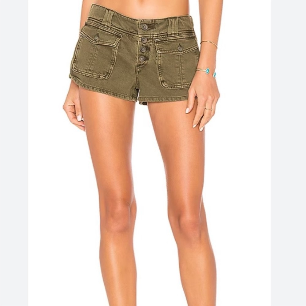 ISO Free People Cora button Front shorts